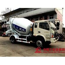 混凝土攪拌運輸車3立方，液壓驅(qū)動，風(fēng)冷式散熱器